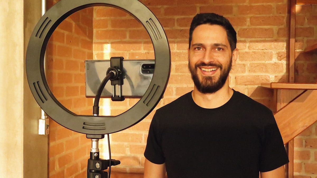 Nova temporada do Expresso Futuro apresentado por Ronaldo Lemos no Canal Futura