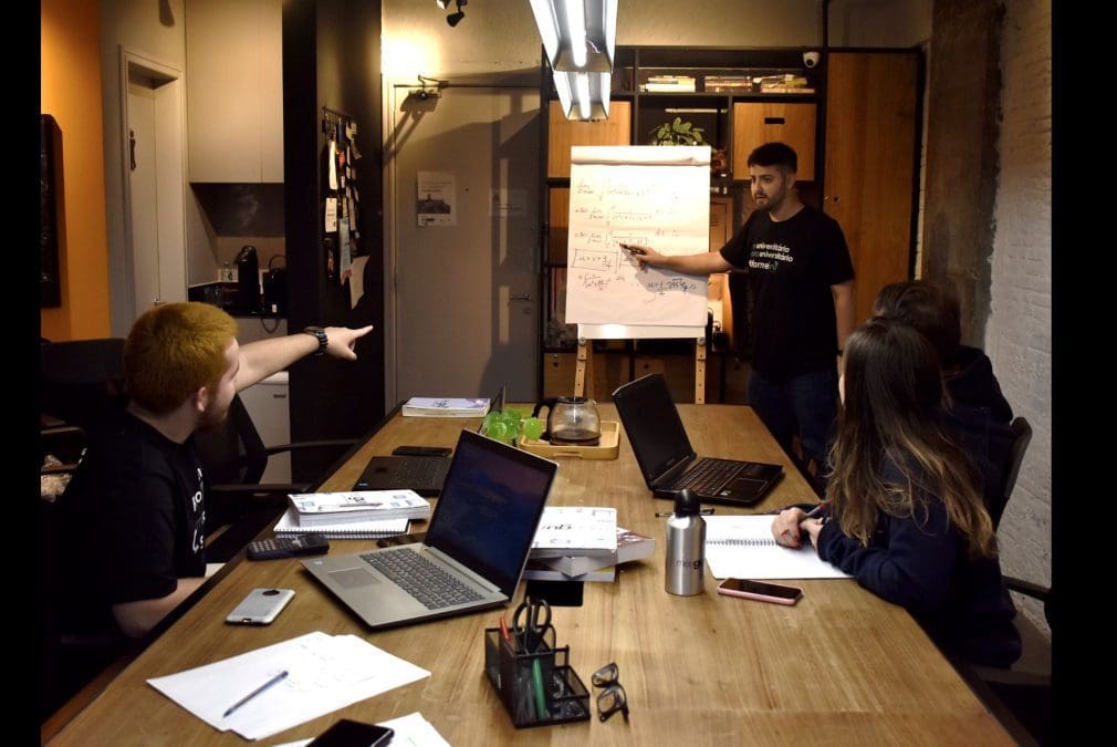 b08d3785 9640 4f3a ae93 44a378f33abb