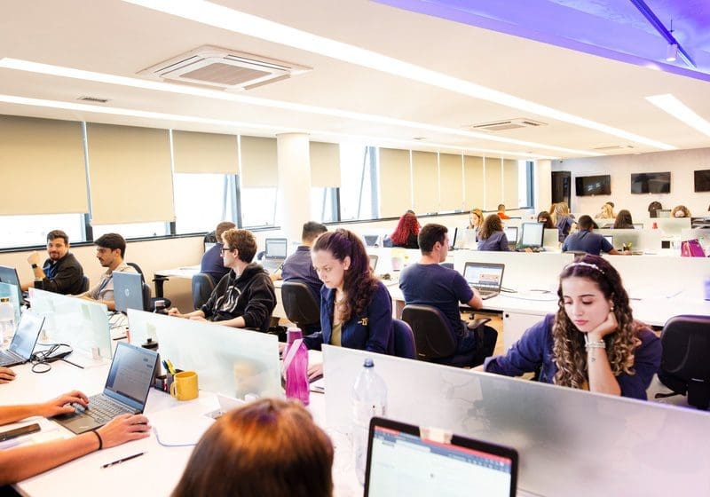 f012967c 5c09 4e40 bf9d f70e83979339