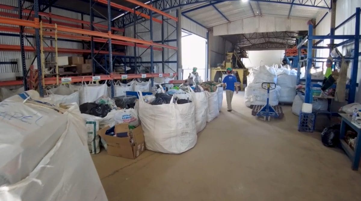 94ea0797 2de0 4aa0 81a2 7ae4c9b5c6d3