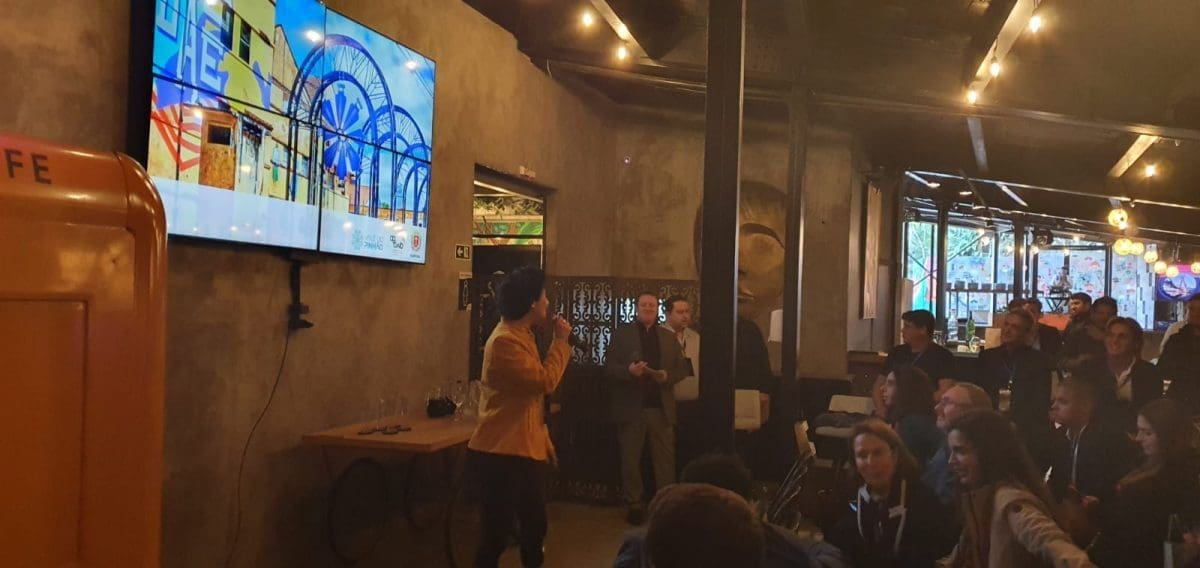 330e2af2 1706 4f30 8f51 8368b141d235