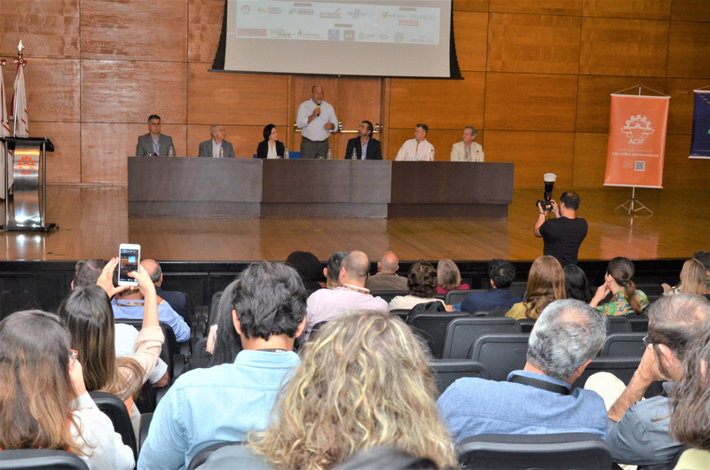 Programa de internacionalização da Assintecal é case destaque no Exporta Franca