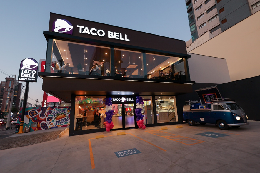 Nova unidade Taco Bell aposta no formato de drive-thru Foto: Michel Souza