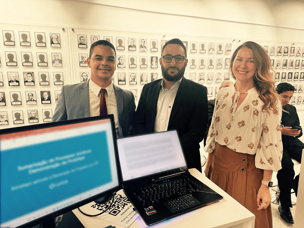 Lanlink apresenta solução de inteligência artificial para automatizar a elaboração de relatórios de processos para o Poder Judiciário brasileiro