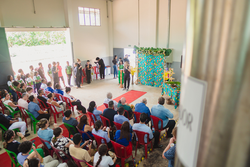 Evento de inauguração realizado na Cooperativa Créditos Lucas MontCabron Studio