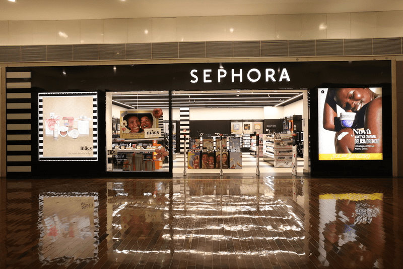 Entrada da loja da Sephora em Londrina