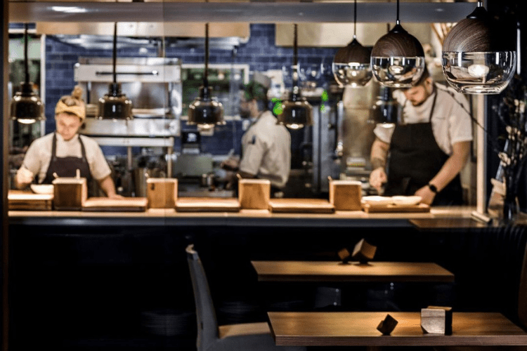 A trajetória do restaurante Evvai até as Estrelas Michelin