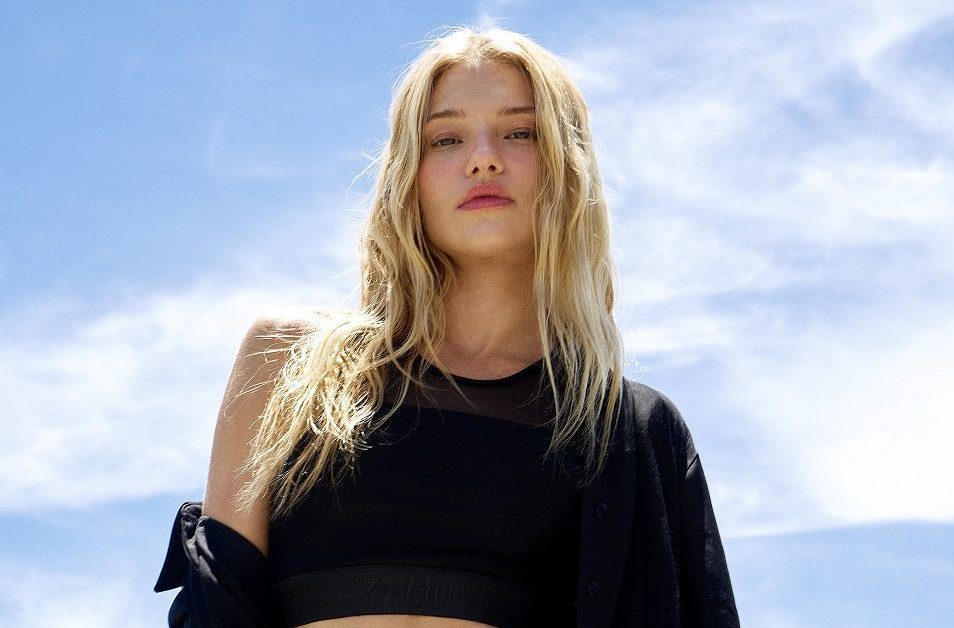 Lez a Lez lança primeira coleção esportiva com evento exclusivo na Praia Brava, em Itajaí 