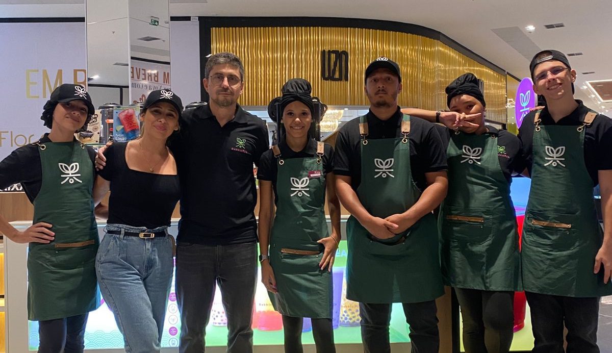 Rede de franquias de bebidas à base de chás abre nova unidade