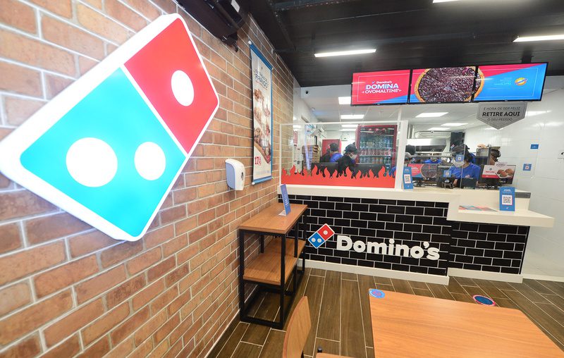 Domino’s Pizza inova com novos formatos de franquia para impulsionar expansão no Brasil