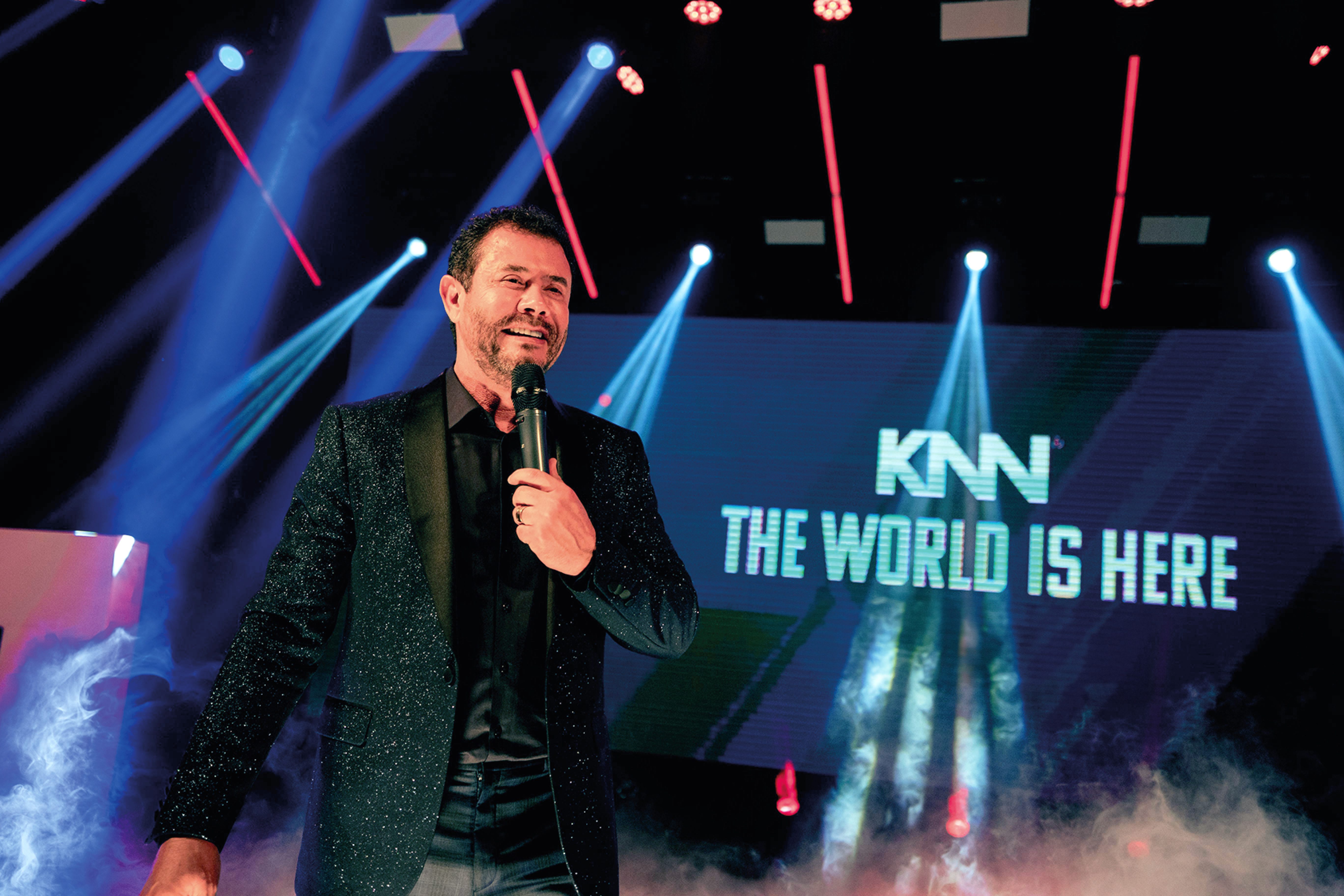 Diante de um cenário econômico que dificulta o acesso a créditos, investimentos em franquias com negociação direta é alternativa vantajosa para quem deseja diversificar o portfólio, segundo o multiempresário Reginaldo Boeira.