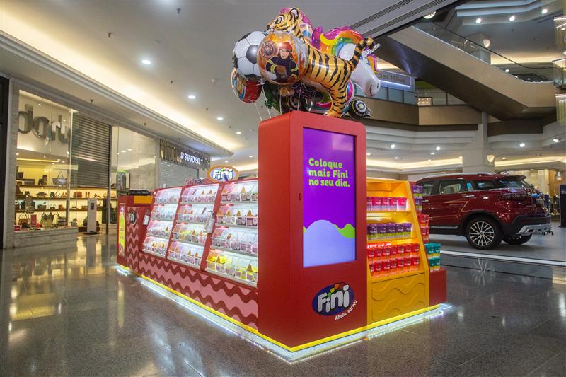 Fini alcança meta de 400 franquias e consolida sua liderança no segmento