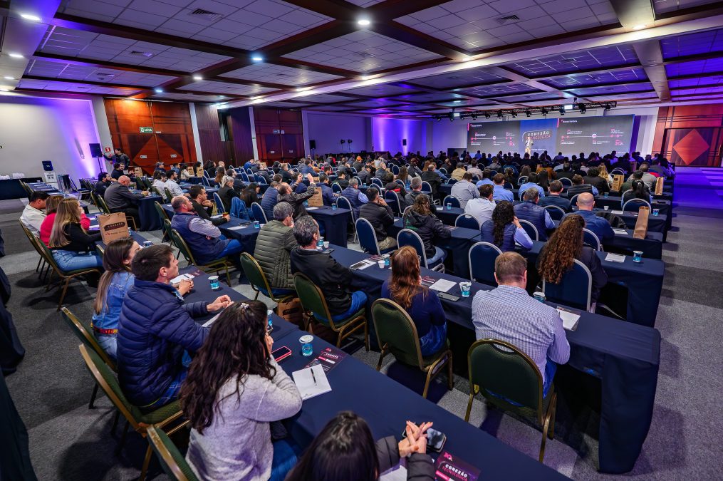 Evento promovido pela Topigs Norsvin reúne mais de 250 profissionais em Foz do Iguaçu (PR), com debates sobre genética, mercado, sustentabilidade e liderança no agro Topigs Norsvin