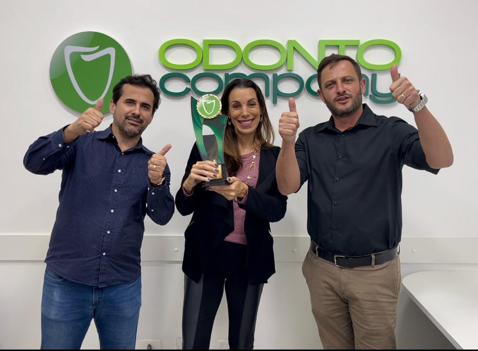 De consultórios próprios a império de franquias odontológic